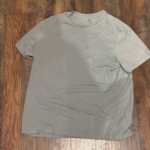 H&M Men's Gray T-Shirt